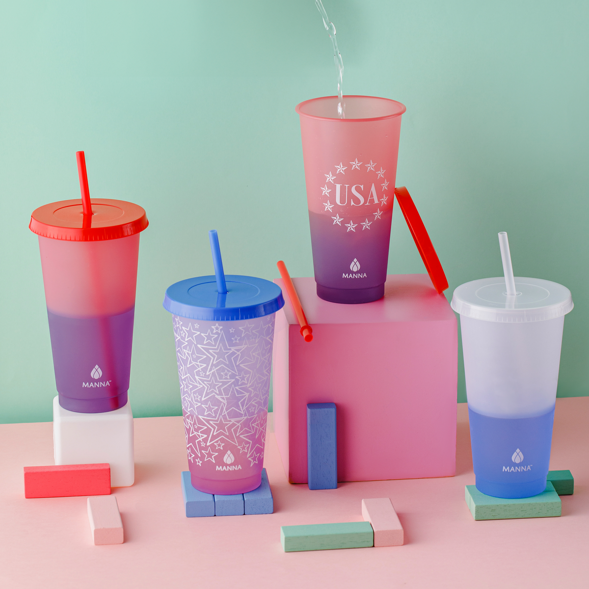4pk-24-oz-patriotic-color-changing-cups-x8 156A0971-_1.png