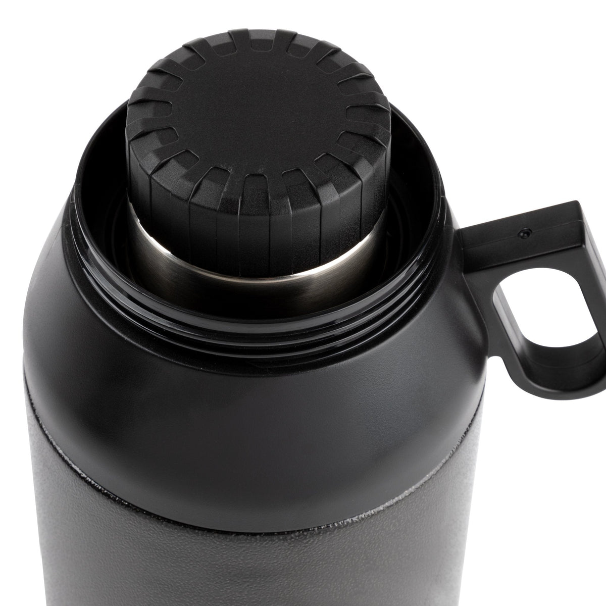 64-oz-stack-growler-p8 32699-WEB_05_52636609-521a-4e7e-b8db-ed464b138d17.jpg